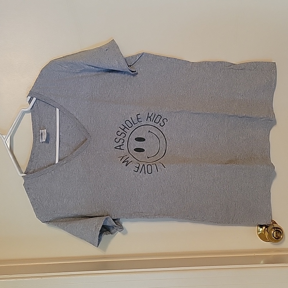 Grey graphic tee